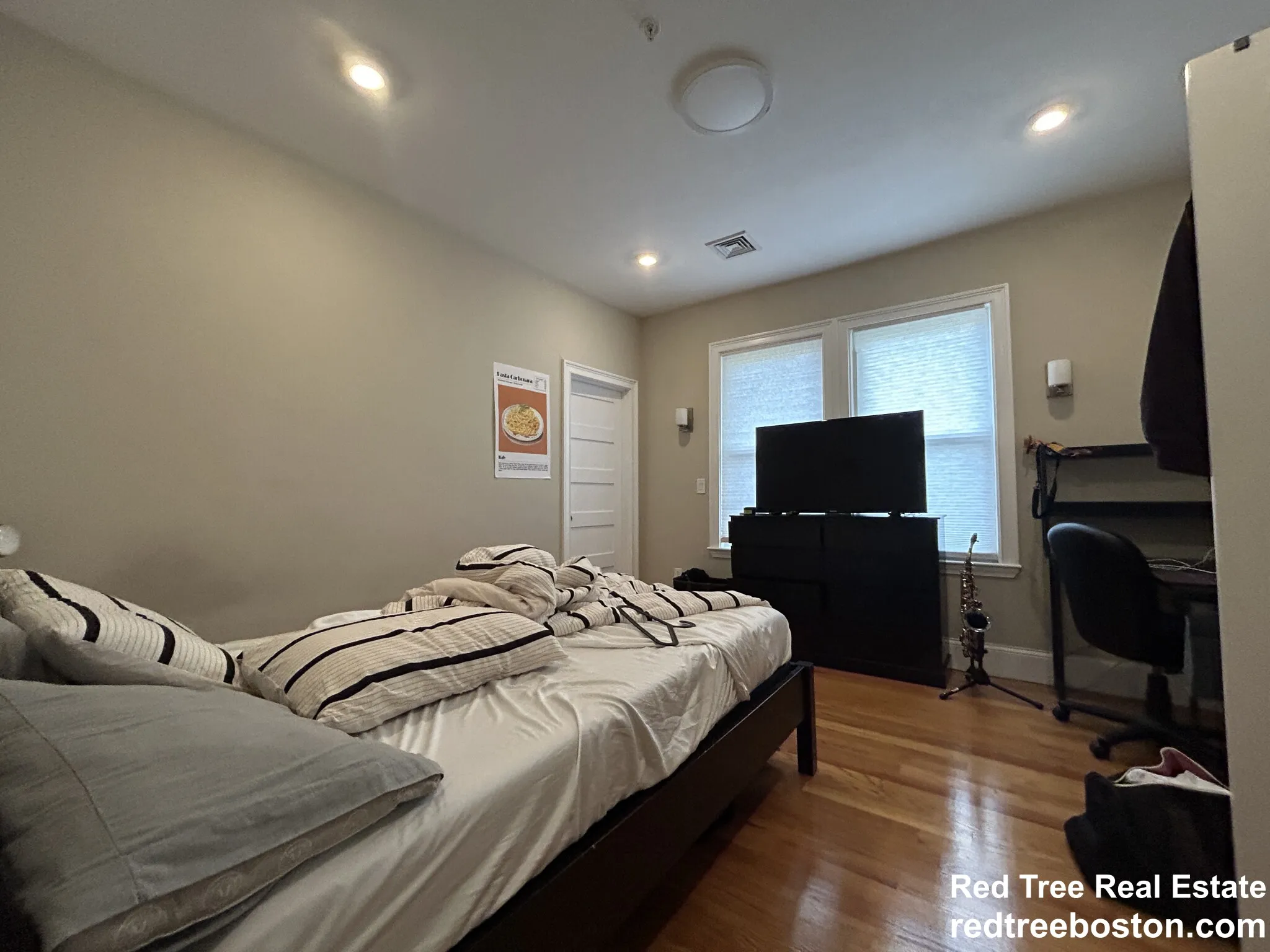7 bed, 7 bath apartment for rent at 1778 Commonwealth Ave Unit 2, Brighton — photo 6 of 19