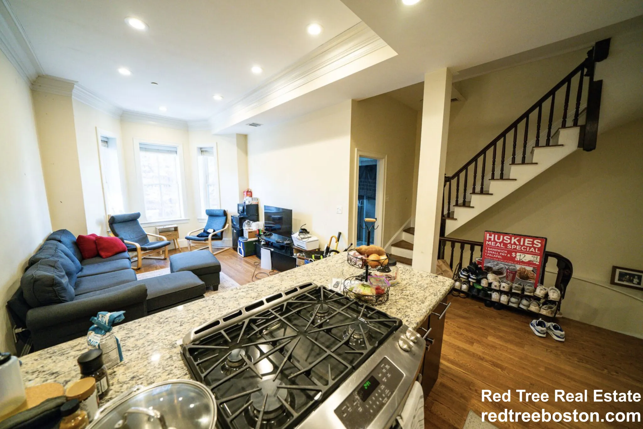 4 bed, 4+ bath apartment for rent at 1778 Commonwealth Ave Unit 3, Brighton — photo 1 of 30