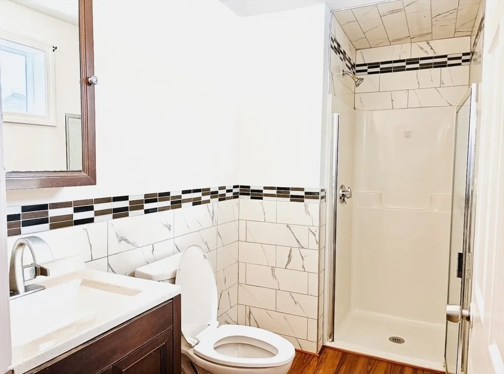 5 bed, 3 bath apartment for rent at 178 Bates Rd Unit 0, Brockton — photo 11 of 18