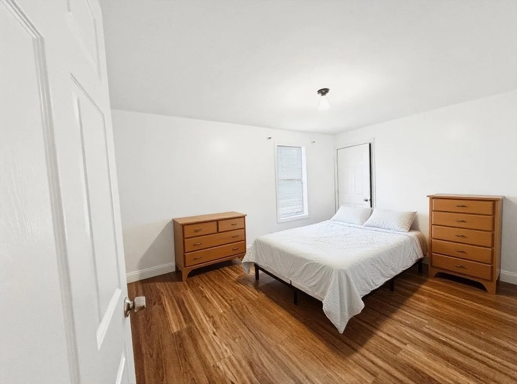 5 bed, 3 bath apartment for rent at 178 Bates Rd Unit 0, Brockton — photo 16 of 18