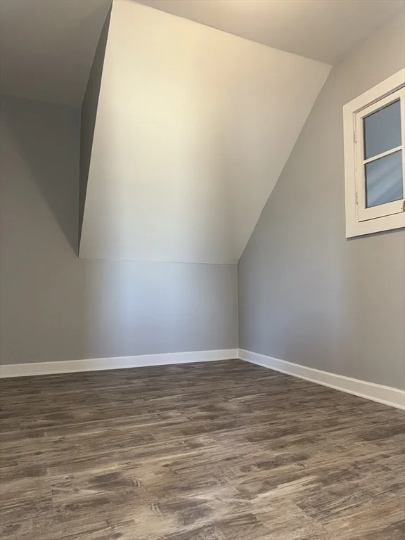 3 bed, 1 bath apartment for rent at 178 Blackmer St Unit 3, North — photo 17 of 32