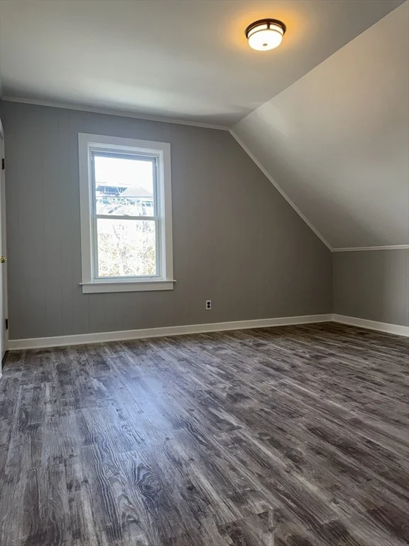 3 bed, 1 bath apartment for rent at 178 Blackmer St Unit 3, North — photo 16 of 32