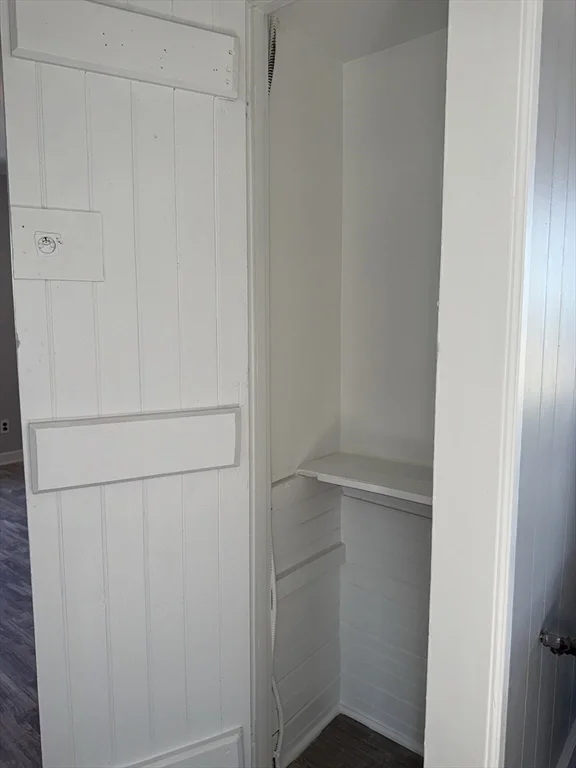 3 bed, 1 bath apartment for rent at 178 Blackmer St Unit 3, North — photo 9 of 32