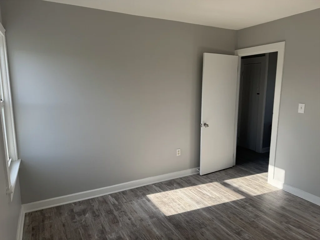 3 bed, 1 bath apartment for rent at 178 Blackmer St Unit 3, North — photo 12 of 32