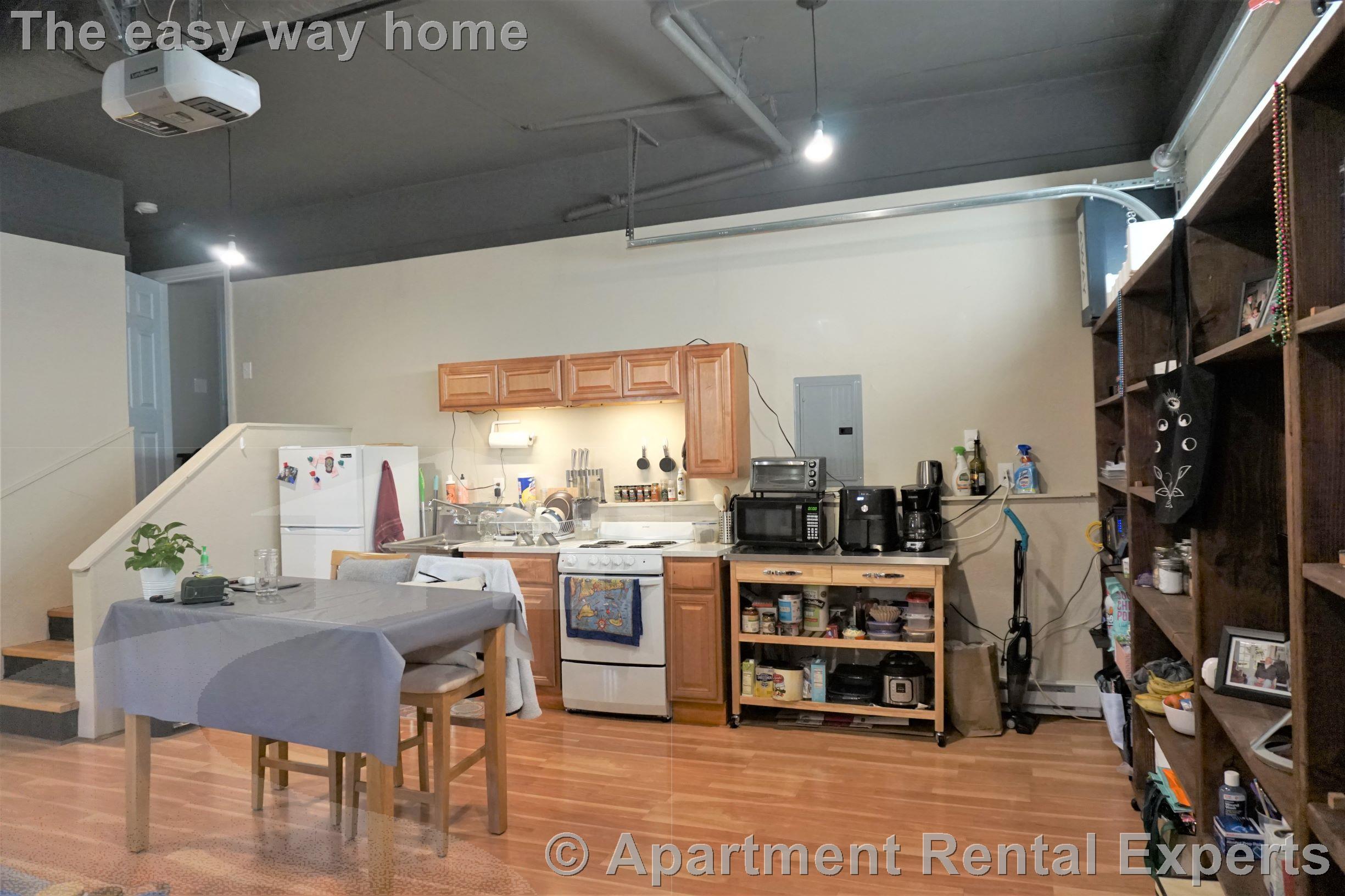 1 bed, 1 bath apartment for rent at 178 Boston Ave Unit B, West Somerville