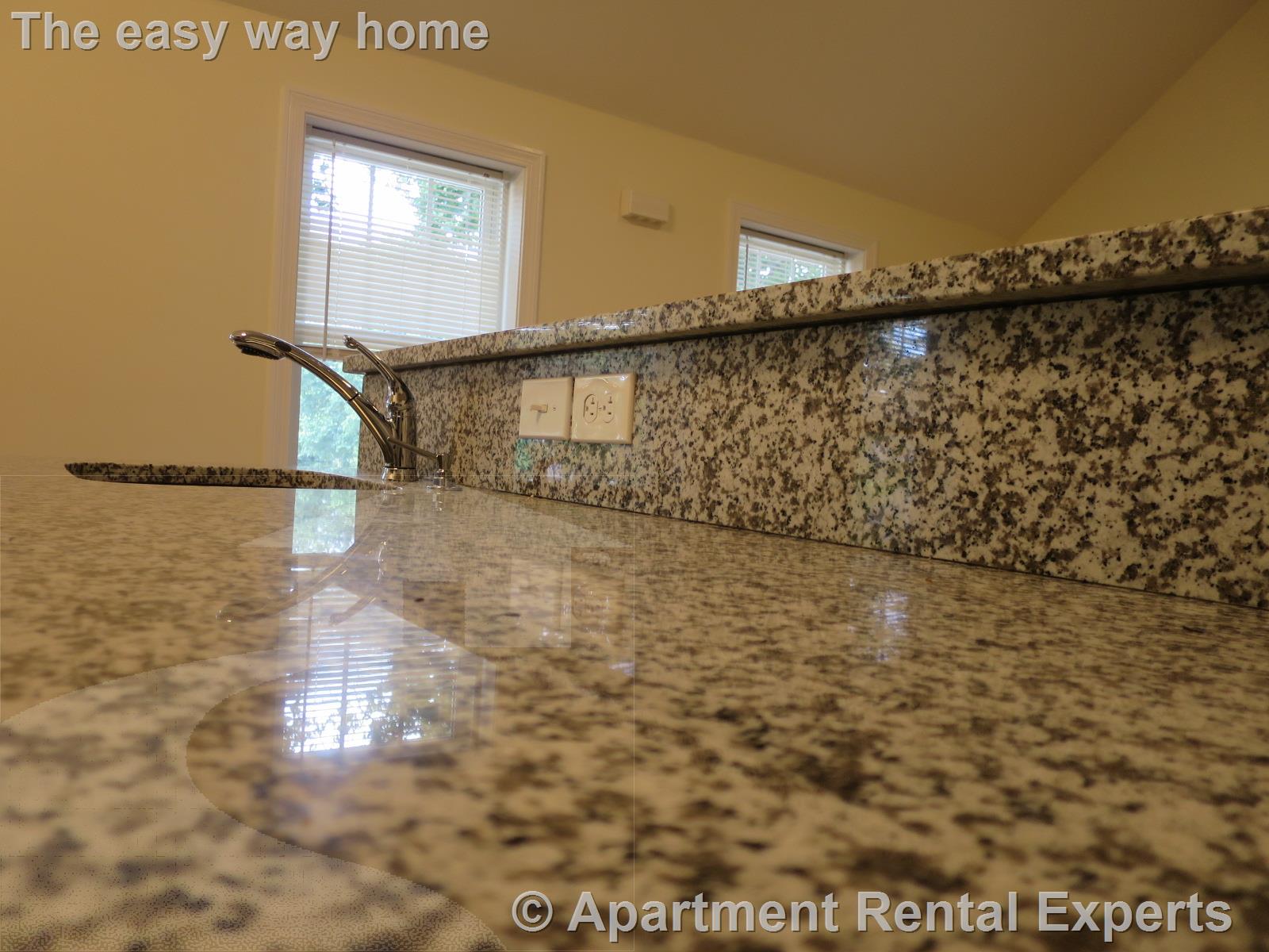 1 bed, 2 bath apartment for rent at 178 Boston Ave Unit Rear, West Somerville — photo 4 of 10