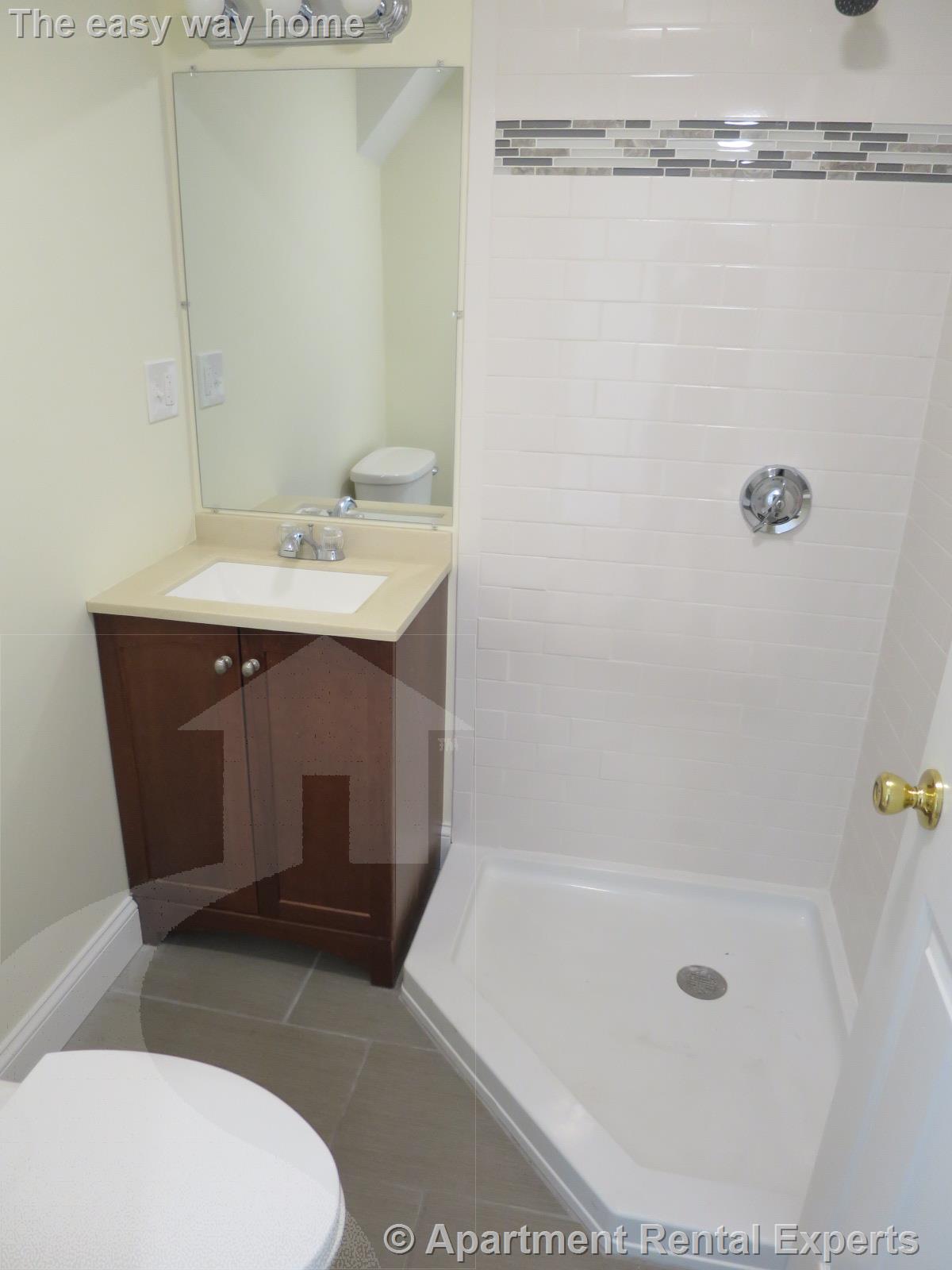 1 bed, 2 bath apartment for rent at 178 Boston Ave Unit Rear, West Somerville — photo 9 of 10