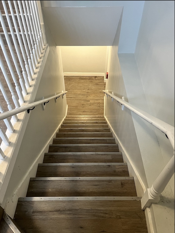 Studio bed, 1 bath apartment for rent at 178 Elm St Unit 7, Everett — photo 5 of 5