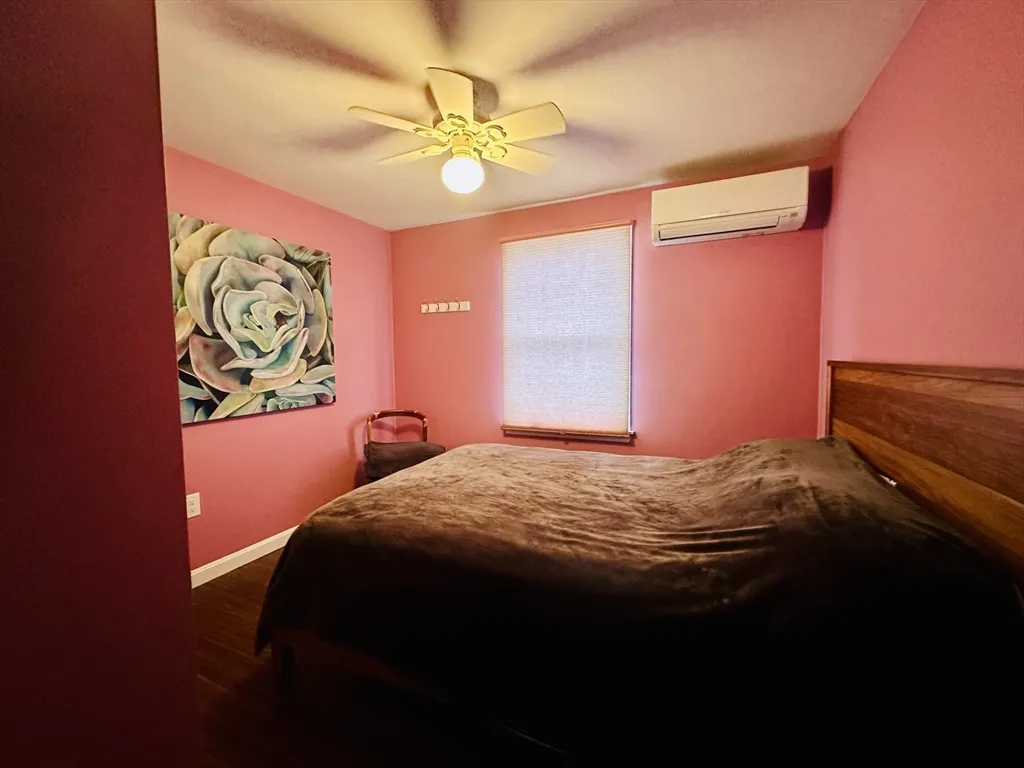 3 bed, 2 bath apartment for rent at 178 Foster Ave, Ocean Bluff — photo 16 of 24