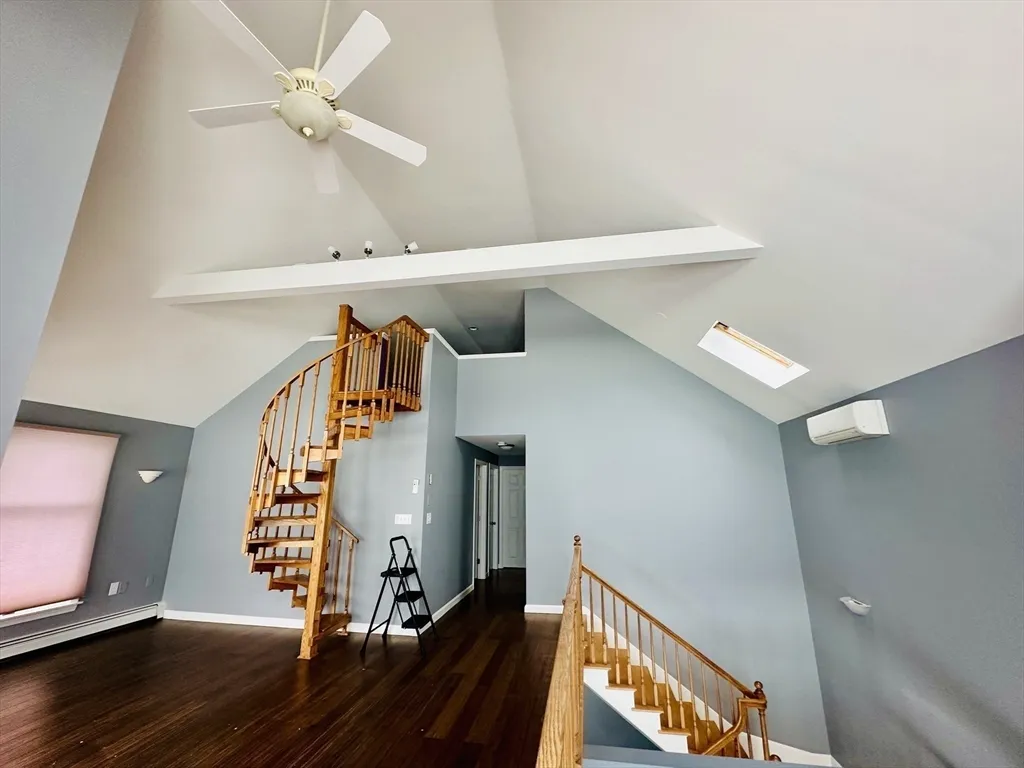 3 bed, 2 bath apartment for rent at 178 Foster Ave, Ocean Bluff — photo 14 of 24
