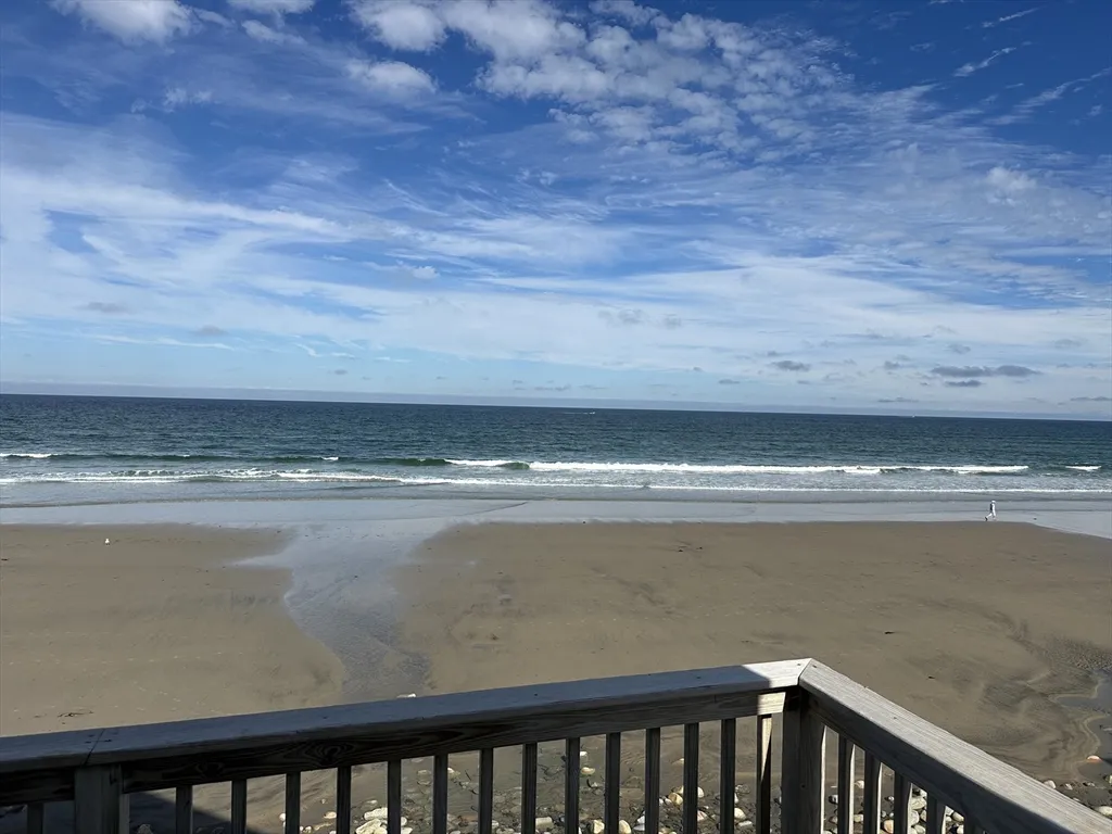 3 bed, 2 bath apartment for rent at 178 Foster Ave, Ocean Bluff — photo 22 of 24