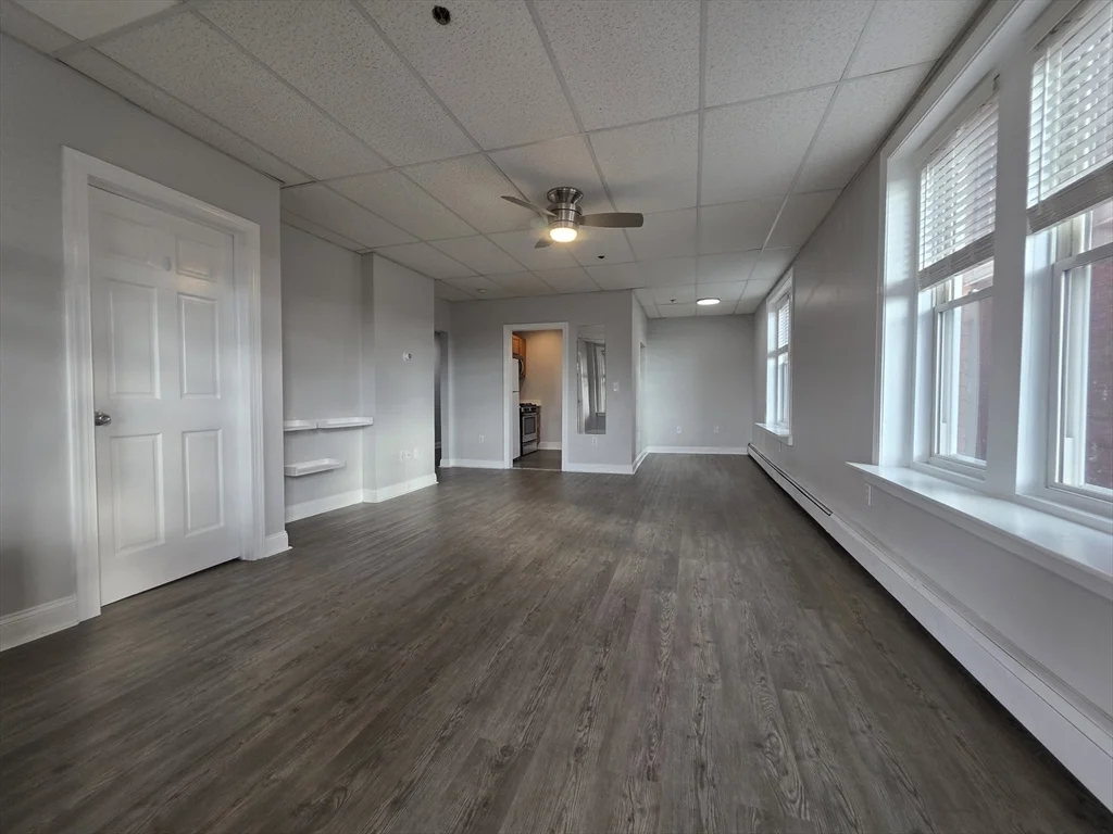 1 bed, 1 bath apartment for rent at 178 High St Unit 304, Clinton — photo 3 of 24