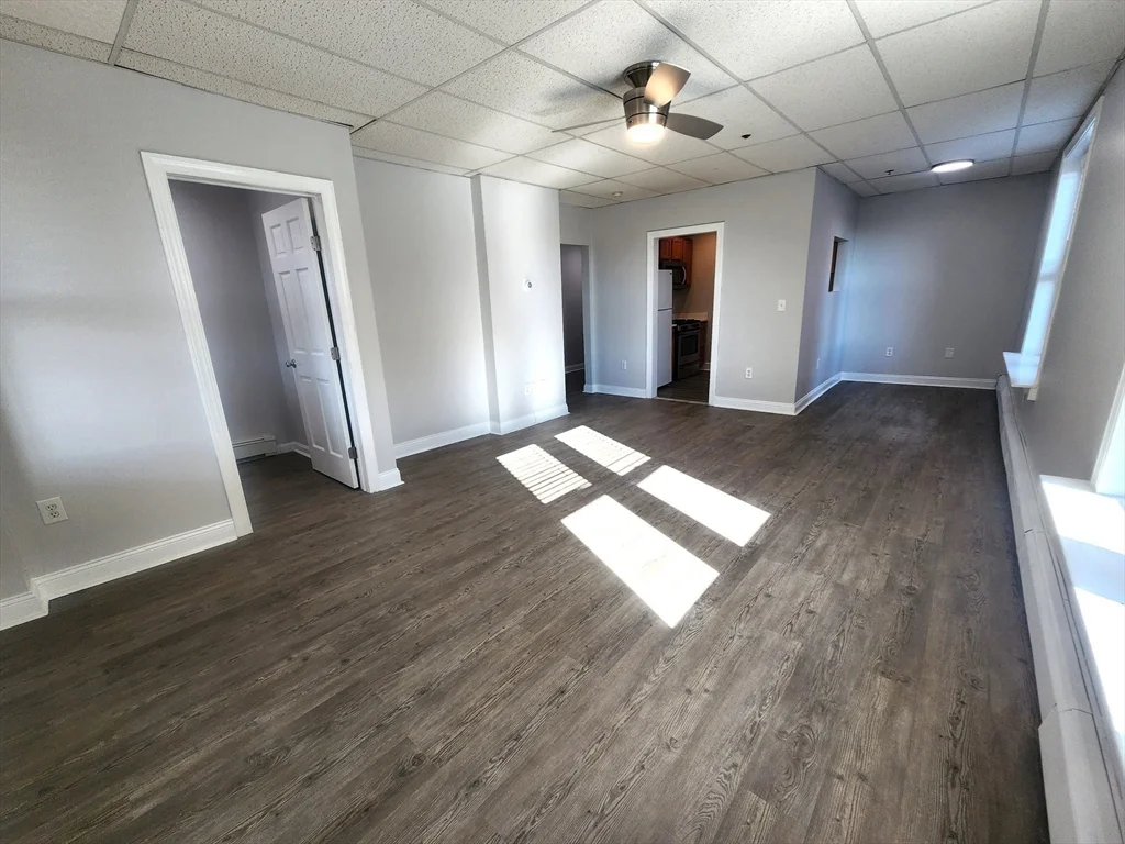 1 bed, 1 bath apartment for rent at 178 High St Unit 304, Clinton — photo 2 of 24