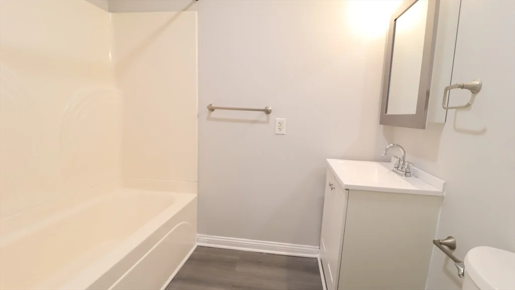 1 bed, 1 bath apartment for rent at 178 High St Unit 304, Clinton — photo 18 of 24