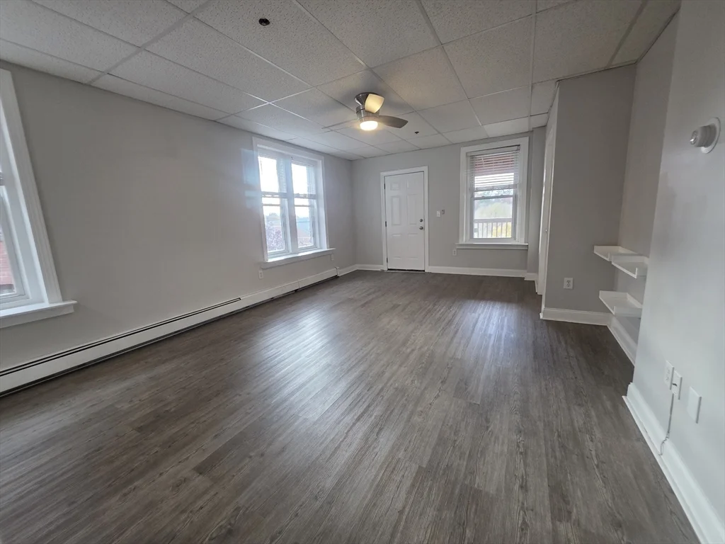 1 bed, 1 bath apartment for rent at 178 High St Unit 304, Clinton — photo 14 of 24