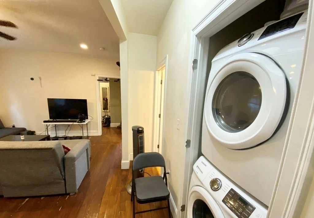5 bed, 2 bath apartment for rent at 178 Hillside St Unit 1, Mission Hill — photo 12 of 13