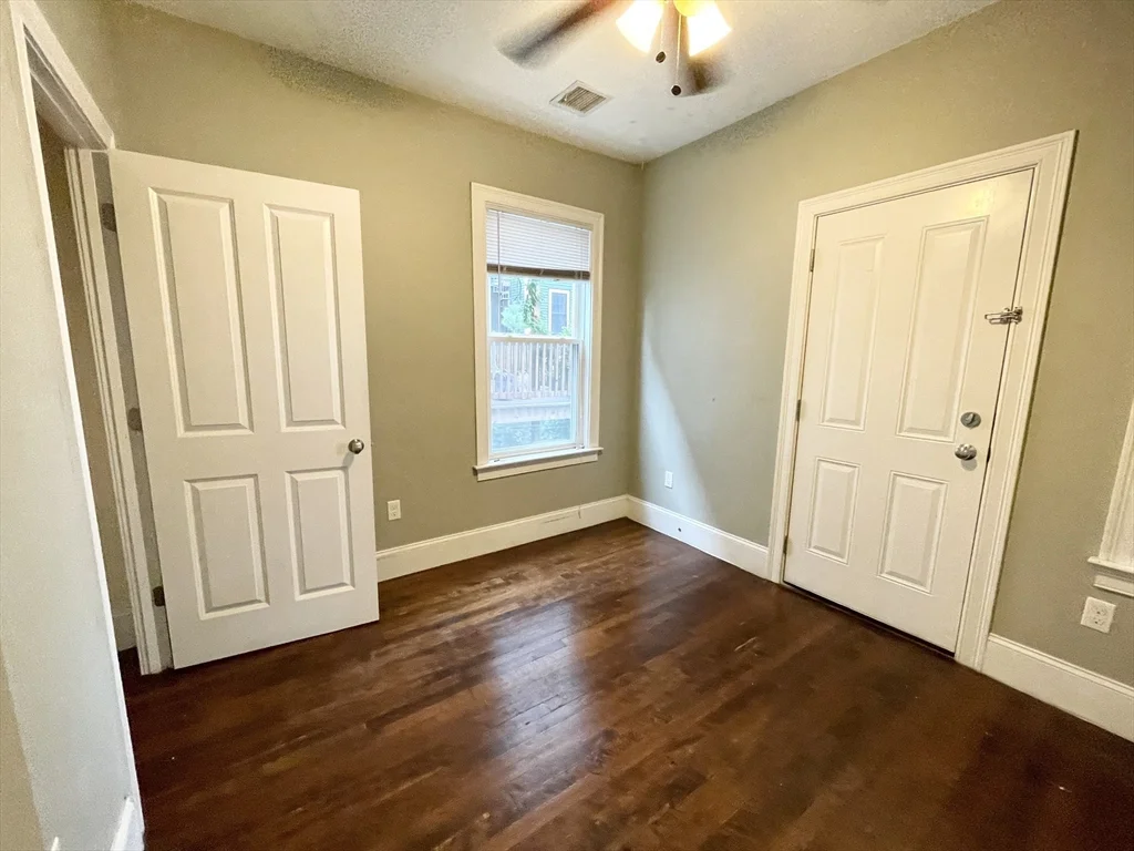 4 bed, 2 bath apartment for rent at 178 Hillside St Unit 2, Mission Hill — photo 10 of 15