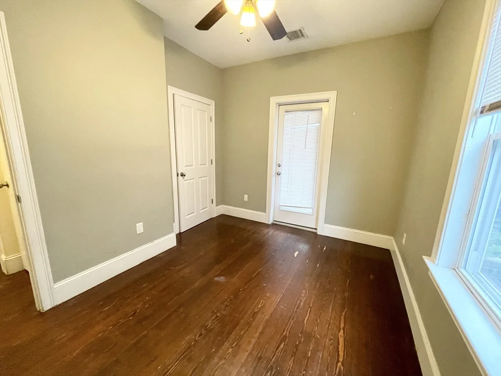 4 bed, 2 bath apartment for rent at 178 Hillside St Unit 2, Mission Hill — photo 9 of 15