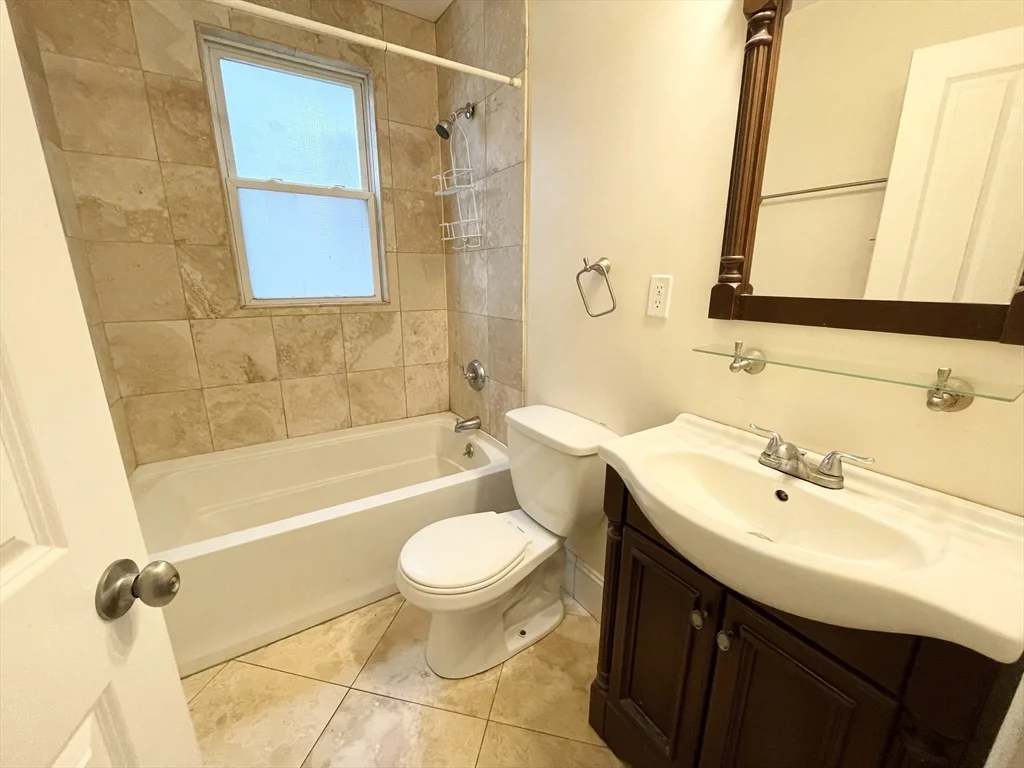 4 bed, 2 bath apartment for rent at 178 Hillside St Unit 2, Mission Hill — photo 12 of 15
