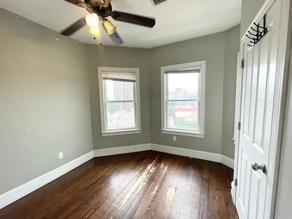 4 bed, 2 bath apartment for rent at 178 Hillside St Unit 3, Mission Hill — photo 8 of 18
