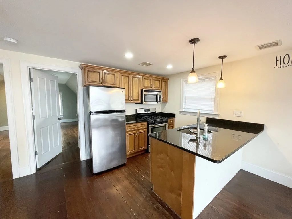 2 bed, 1 bath apartment for rent at 178 Hillside St Unit 4, Mission Hill — photo 1 of 20