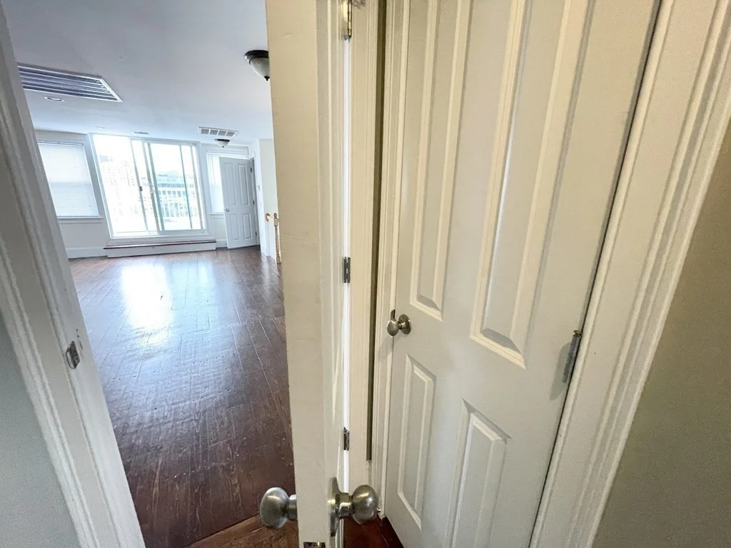 2 bed, 1 bath apartment for rent at 178 Hillside St Unit 4, Mission Hill — photo 18 of 20