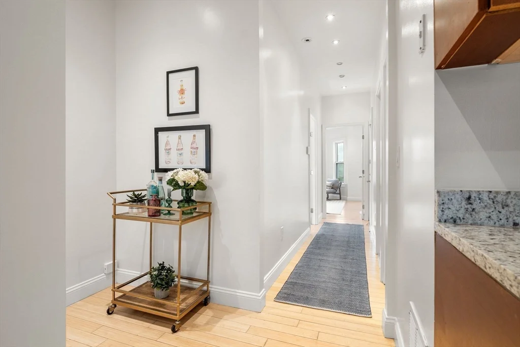 3 bed, 2 bath apartment for rent at 178 Hyde Park Ave Unit 3, Jamaica Plain — photo 9 of 23