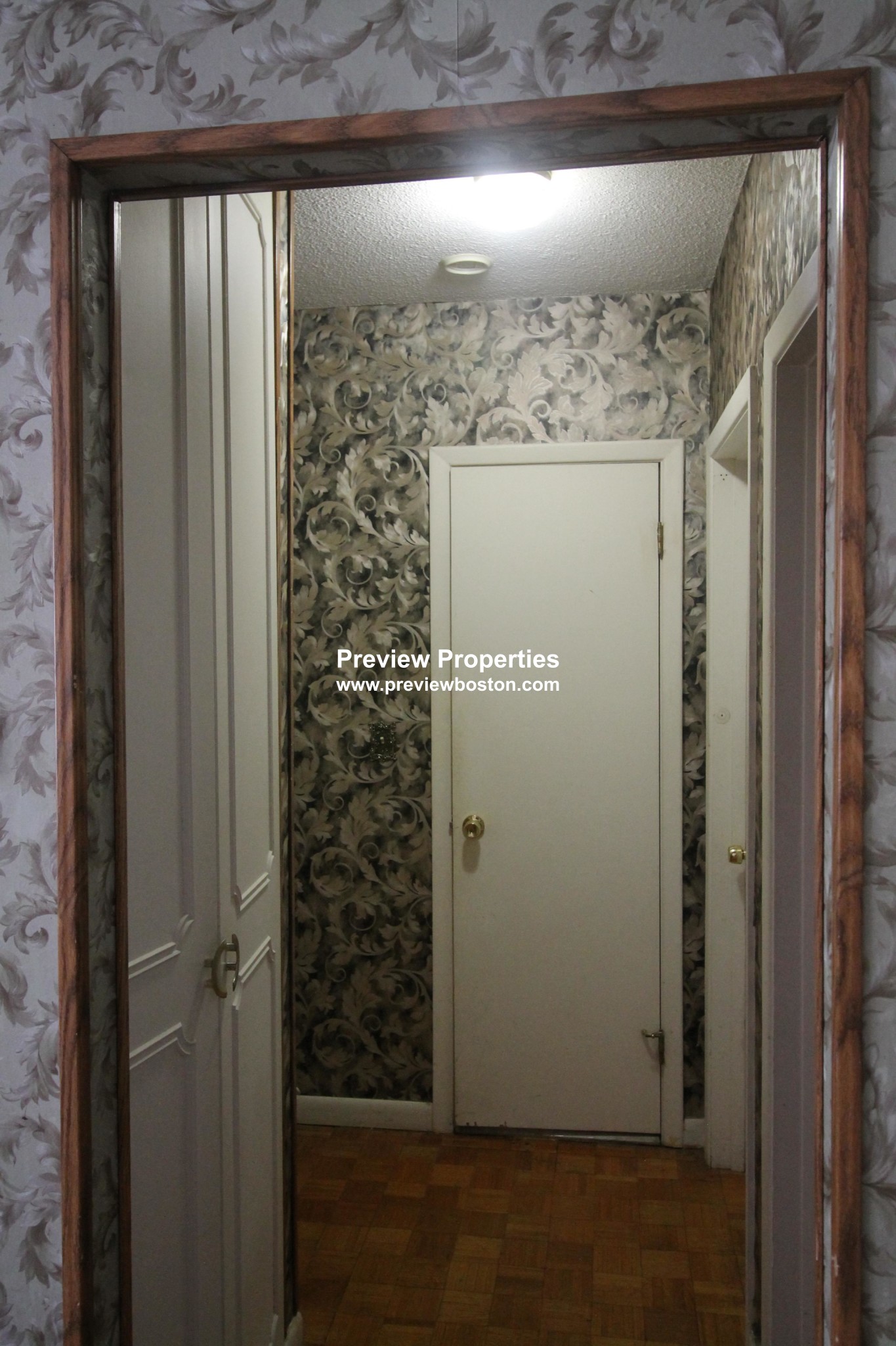 3 bed, 2 bath apartment for rent at 178 Lake Shore Rd Unit 1, Oak Square — photo 16 of 16