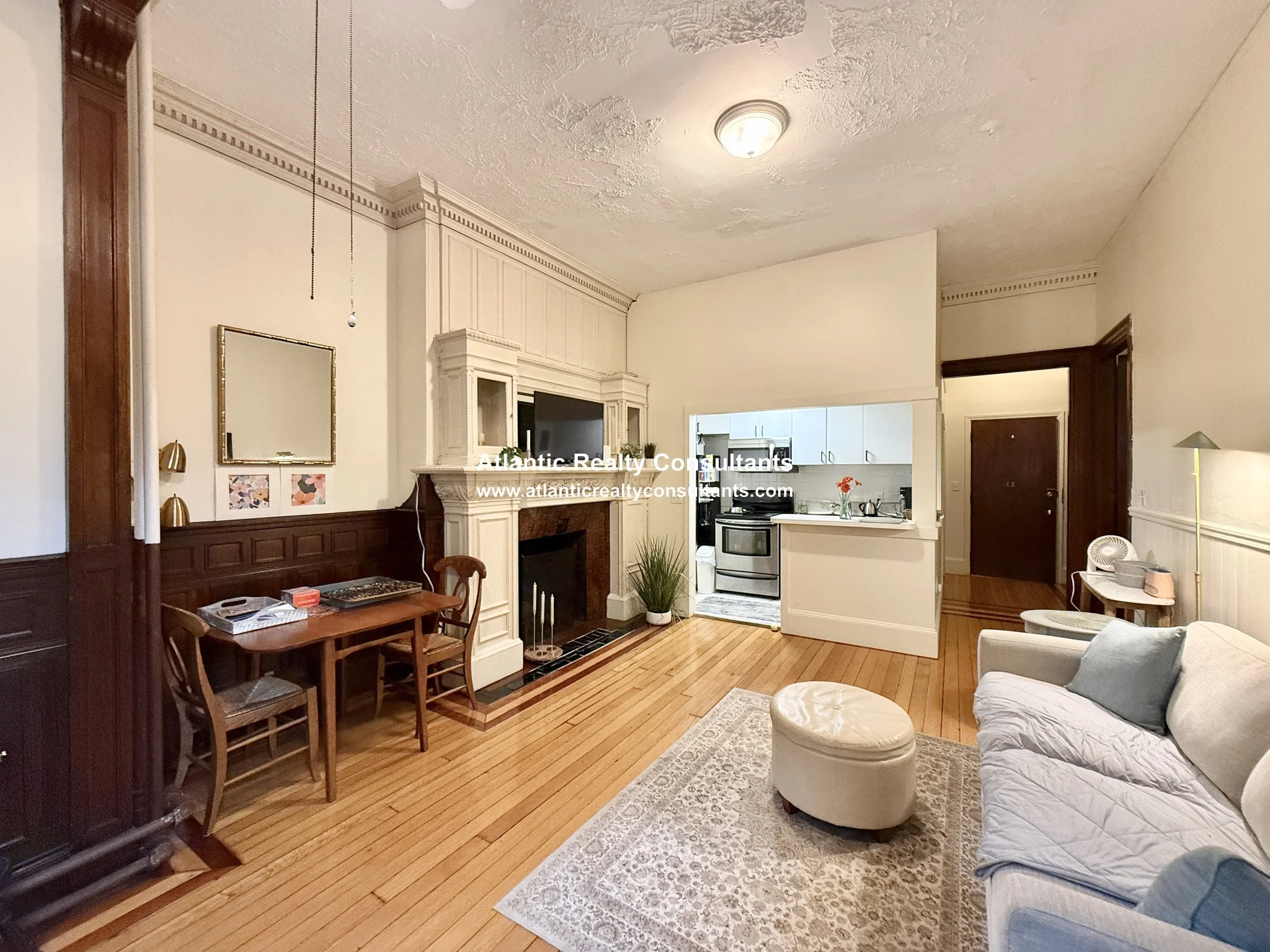 1 bed, 1 bath apartment for rent at 178 Marlborough St Unit 201, Back Bay — photo 4 of 17