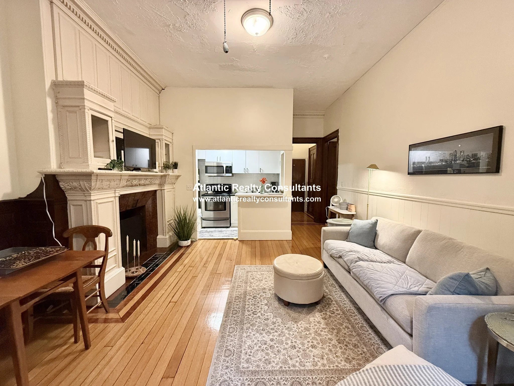 1 bed, 1 bath apartment for rent at 178 Marlborough St Unit 201, Back Bay — photo 3 of 17