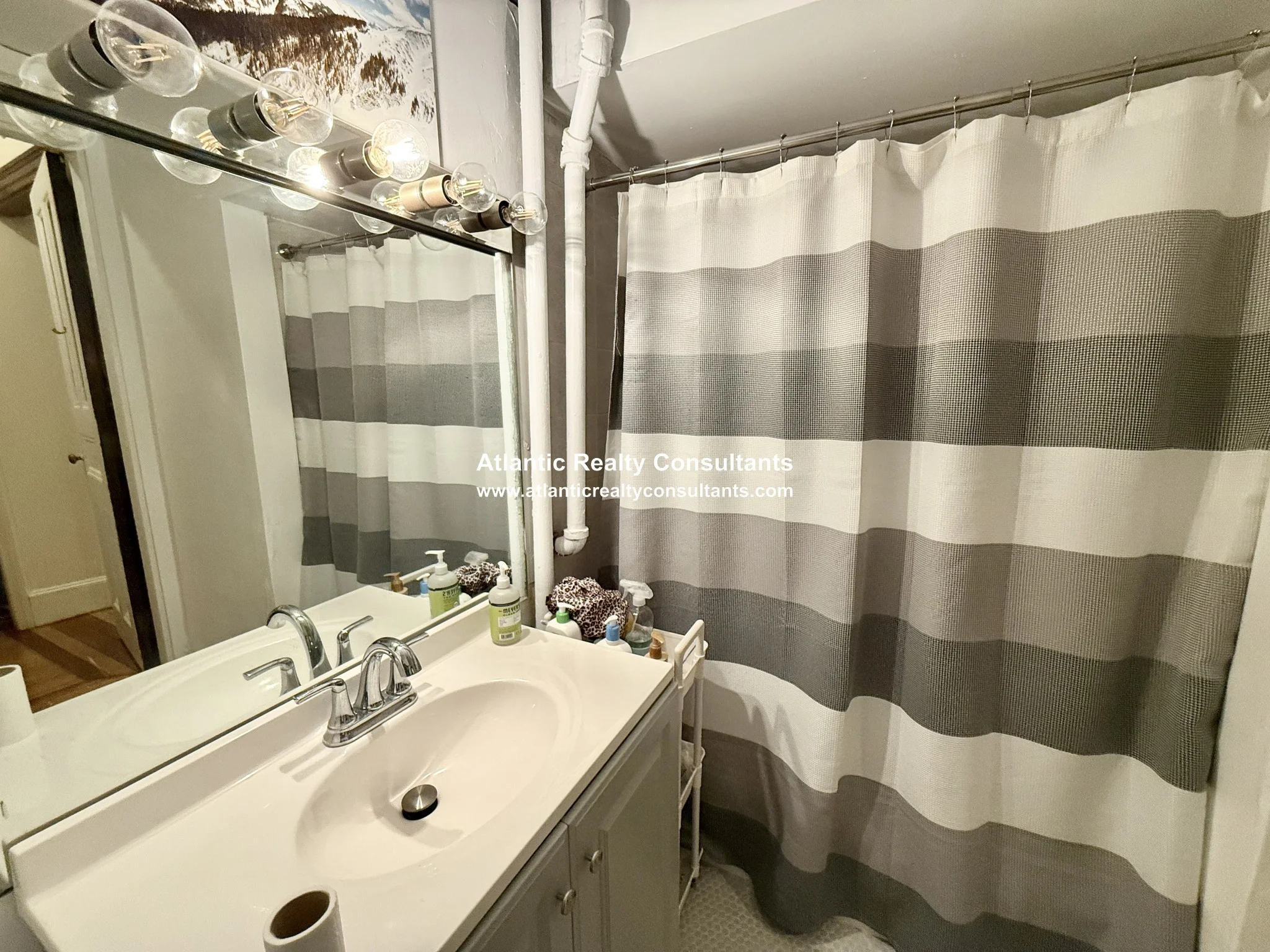 1 bed, 1 bath apartment for rent at 178 Marlborough St Unit 201, Back Bay — photo 12 of 17