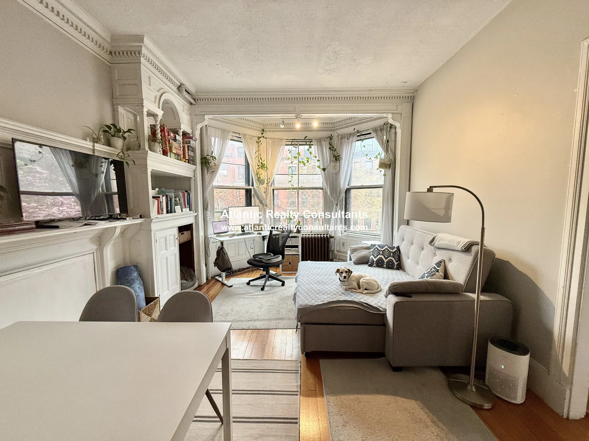 1 bed, 1 bath apartment for rent at 178 Marlborough St Unit 301, Back Bay — photo 2 of 14