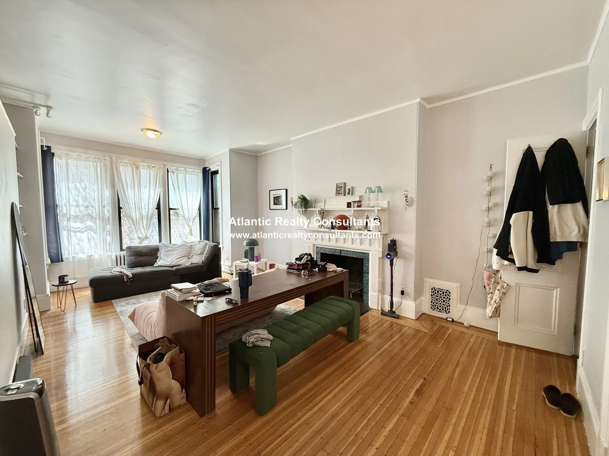 1 bed, 1 bath apartment for rent at 178 Marlborough St Unit 401, Back Bay — photo 2 of 13