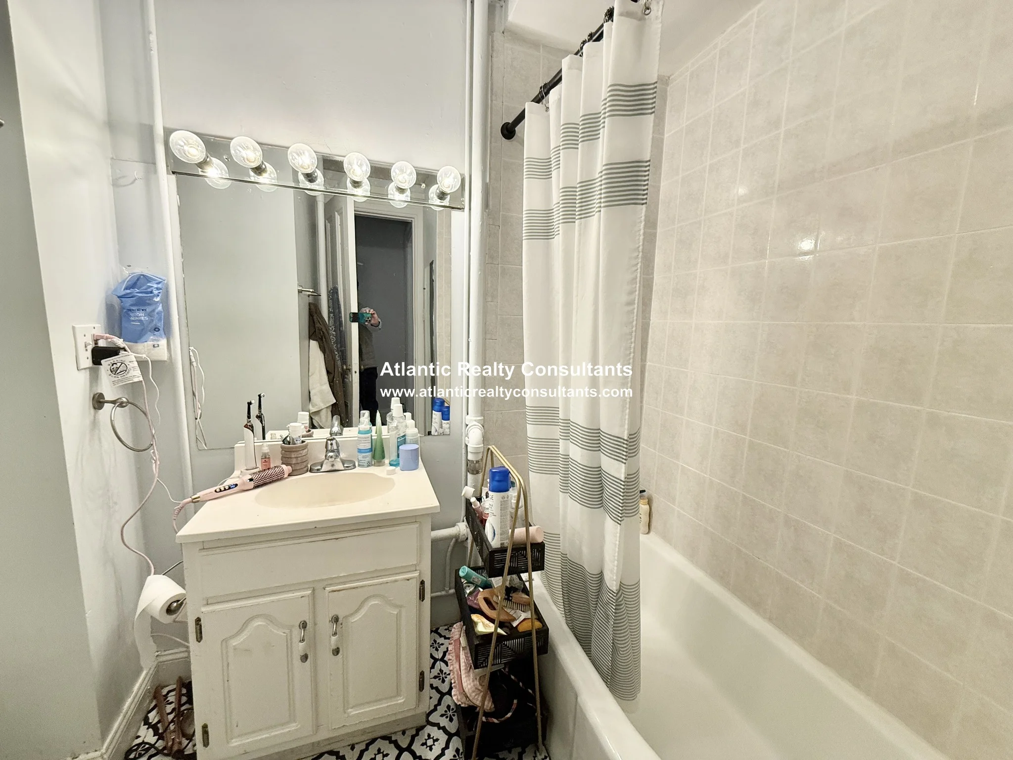 1 bed, 1 bath apartment for rent at 178 Marlborough St Unit 401, Back Bay — photo 10 of 13