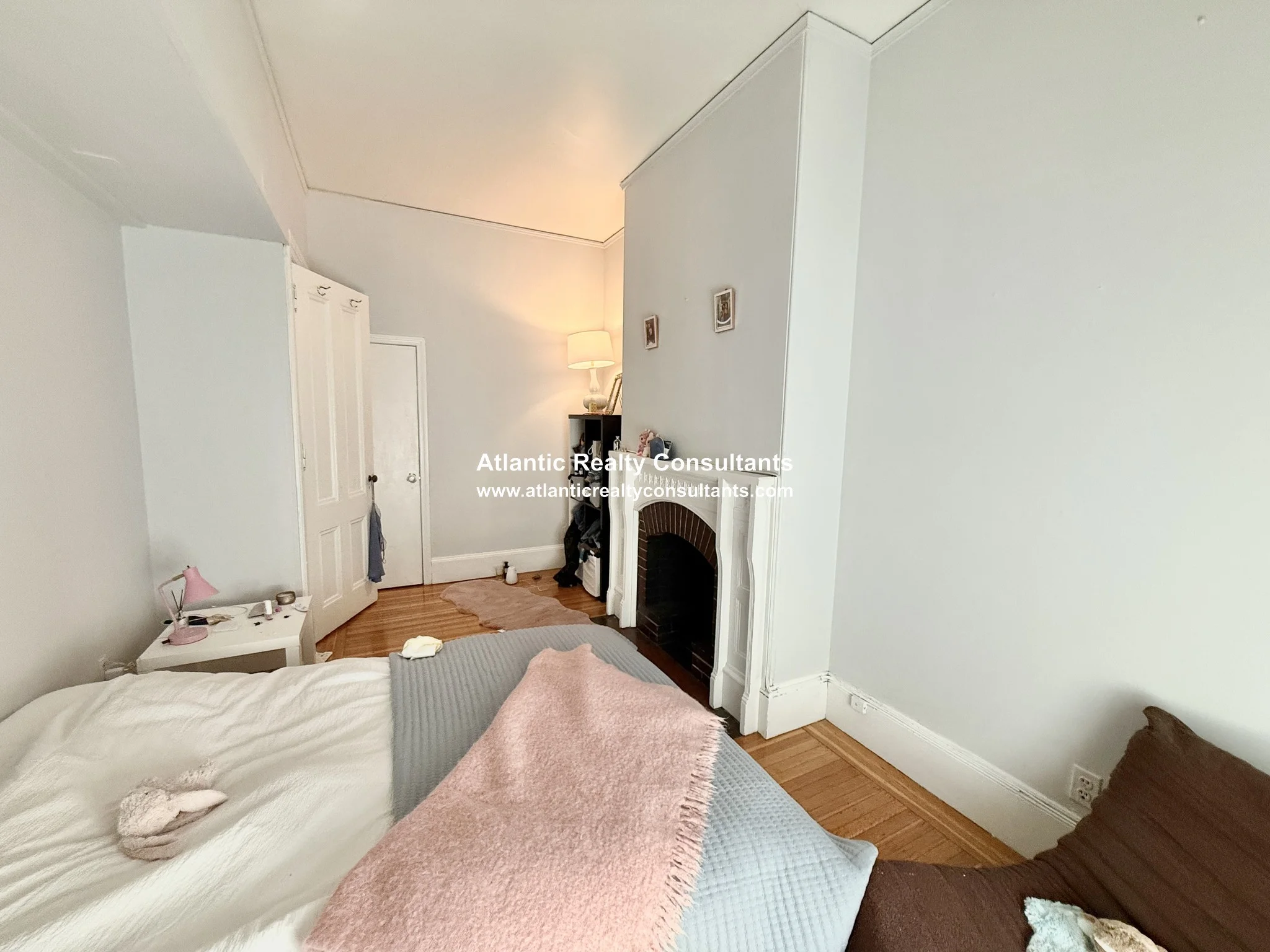 1 bed, 1 bath apartment for rent at 178 Marlborough St Unit 401, Back Bay — photo 8 of 13