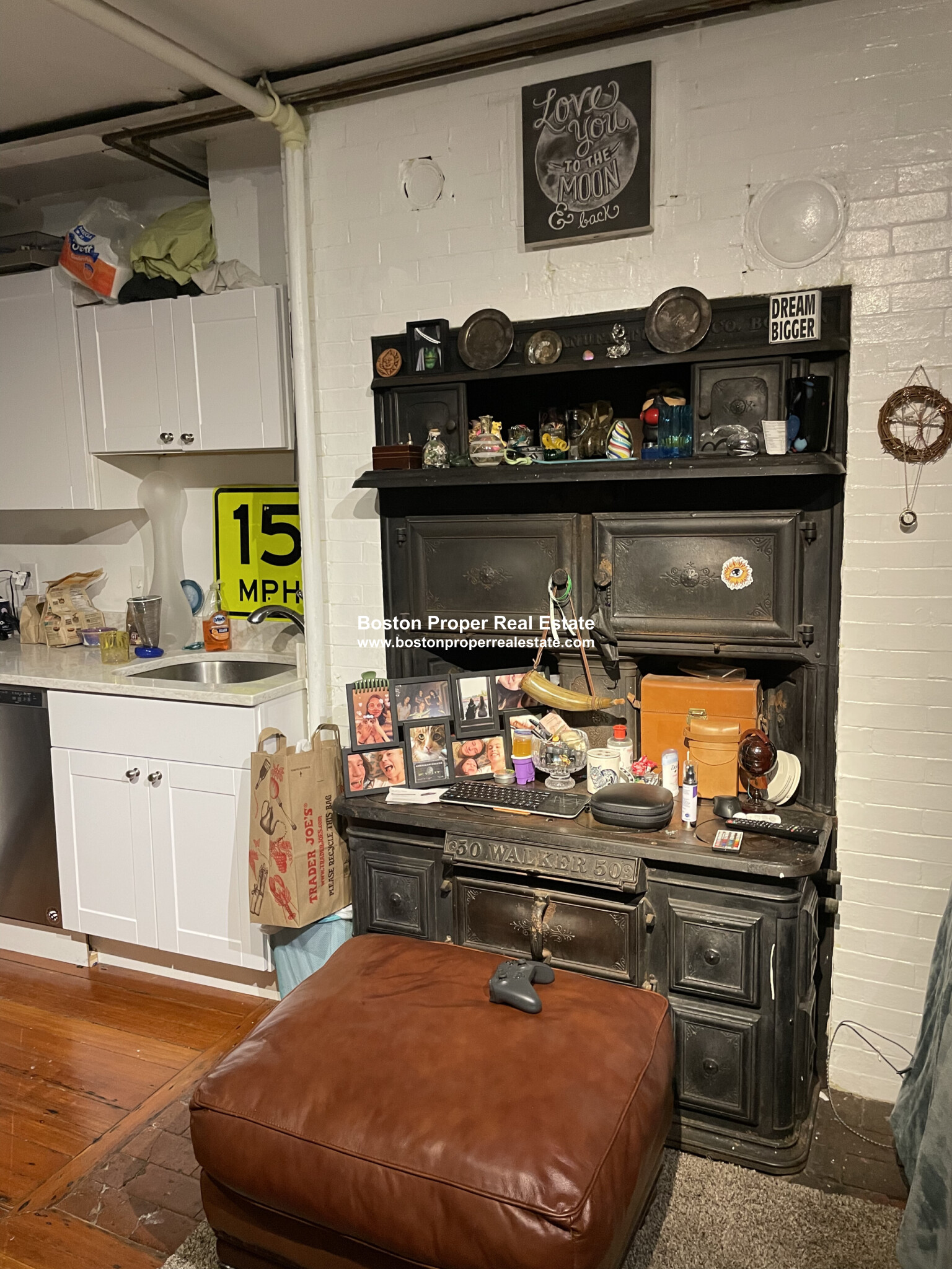 Studio bed, 1 bath apartment for rent at 178 Marlborough St Unit Br, Back Bay — photo 3 of 7