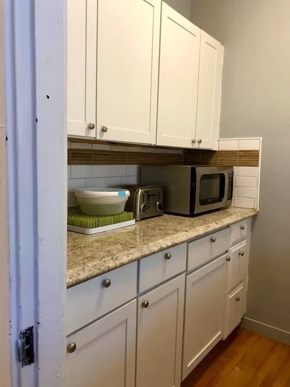 2 bed, 1 bath apartment for rent at 178 Robbins St Unit 178, South Side — photo 9 of 24