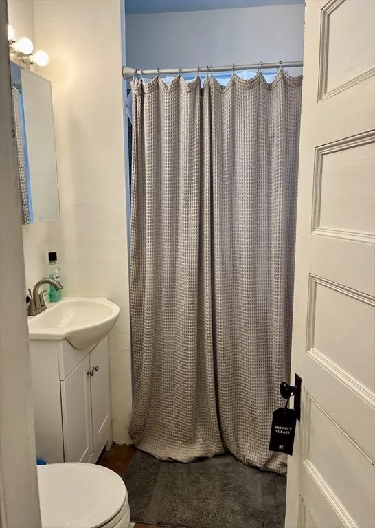 2 bed, 1 bath apartment for rent at 178 Robbins St Unit 178, South Side — photo 17 of 24