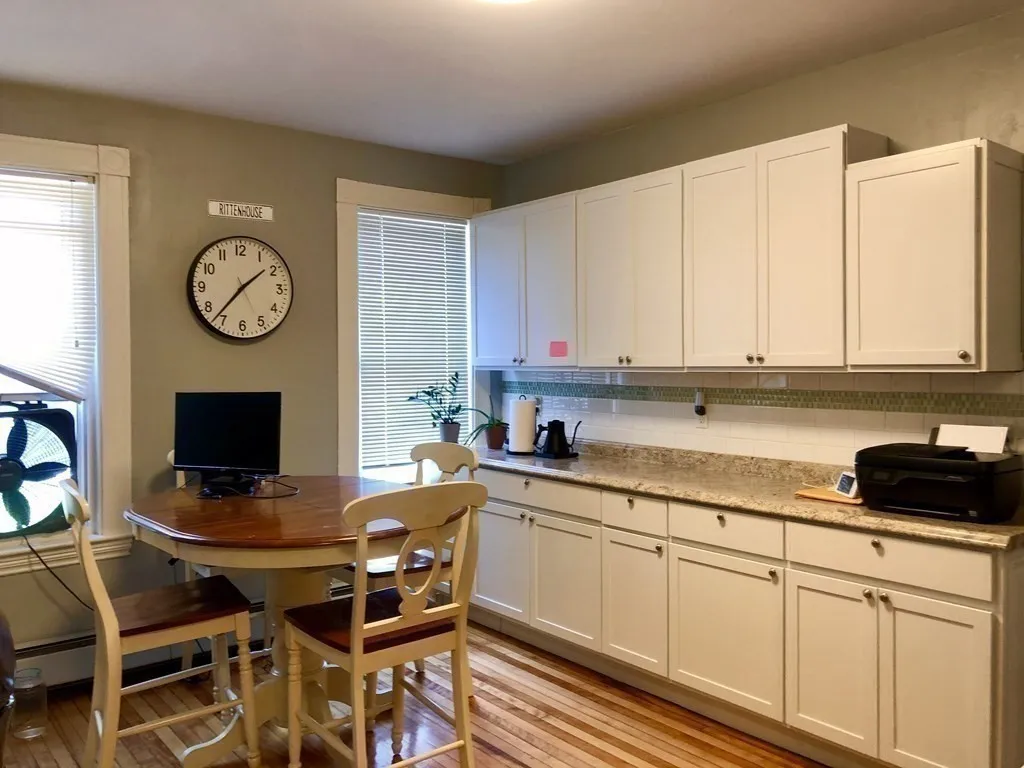 2 bed, 1 bath apartment for rent at 178 Robbins St Unit 178, South Side — photo 7 of 24