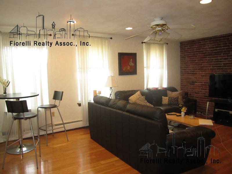 3 bed, 1 bath apartment for rent at 178 Salem St Unit 2, North End — photo 4 of 5