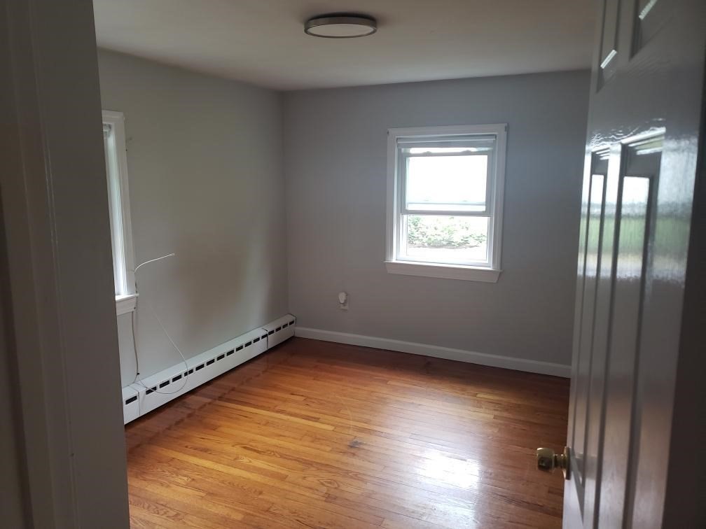 3 bed, 1 bath apartment for rent at 178 Spring St, Bridgewater — photo 10 of 31