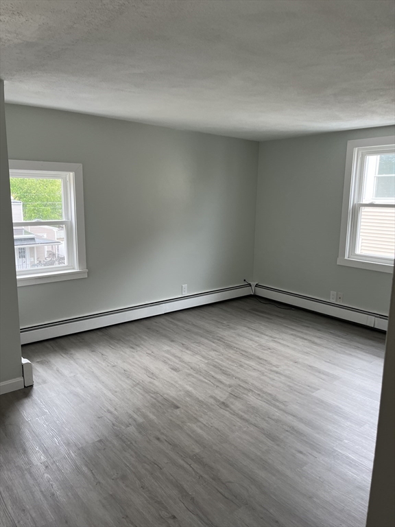 2 bed, 1 bath apartment for rent at 178 Springvale Av Unit 2, Everett — photo 6 of 18