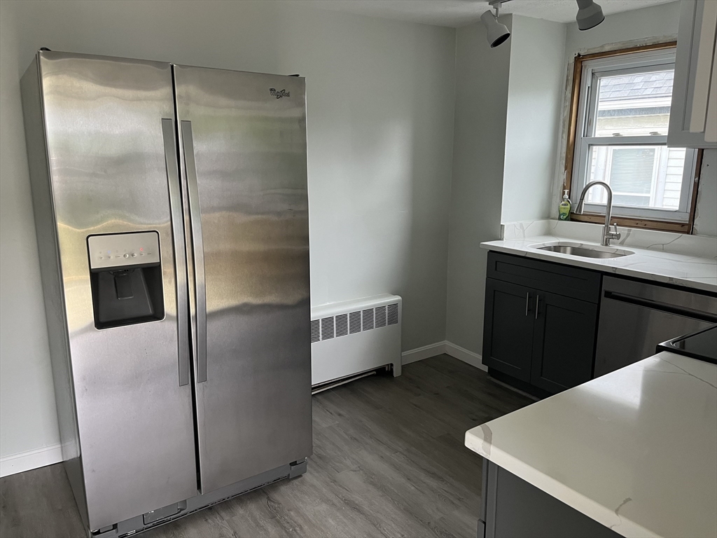 2 bed, 1 bath apartment for rent at 178 Springvale Av Unit 2, Everett — photo 17 of 18