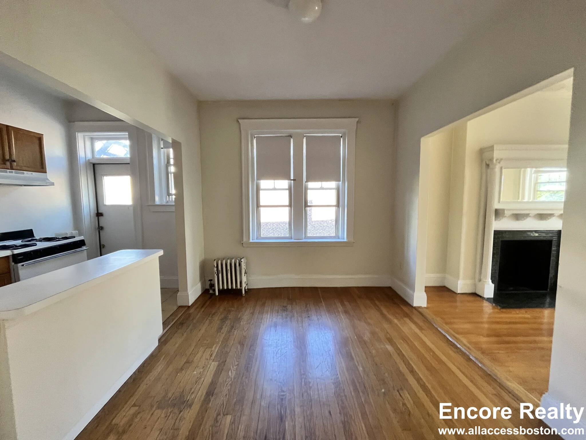 2 bed, 1 bath apartment for rent at 1788 Beacon St Unit 1788-6, Brookline — photo 1 of 14