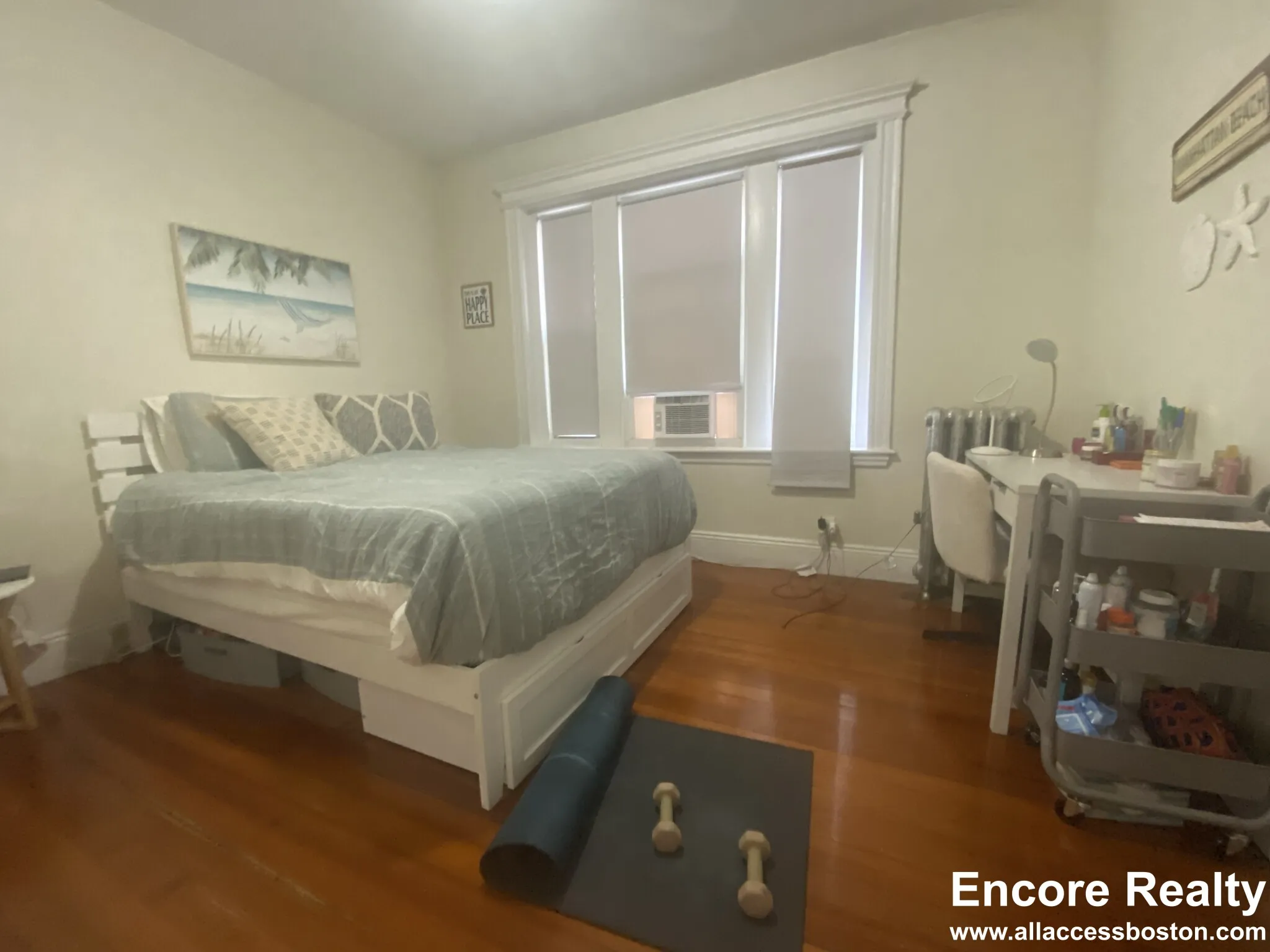 2 bed, 1 bath apartment for rent at 1788 Beacon St Unit 1A, Brookline — photo 6 of 11