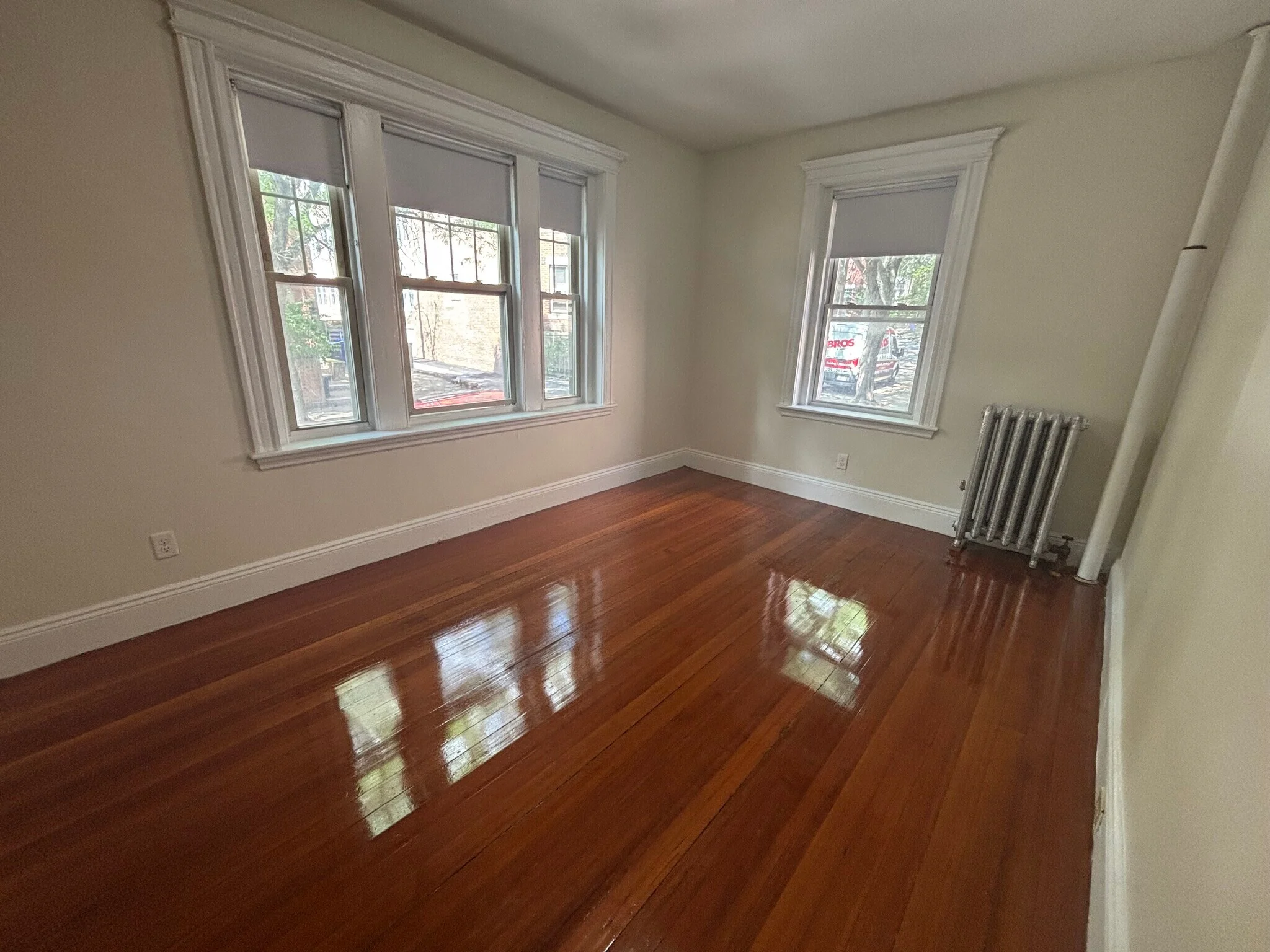 2 bed, 1 bath apartment for rent at 1788 Beacon St Unit 1A, Brookline — photo 3 of 7