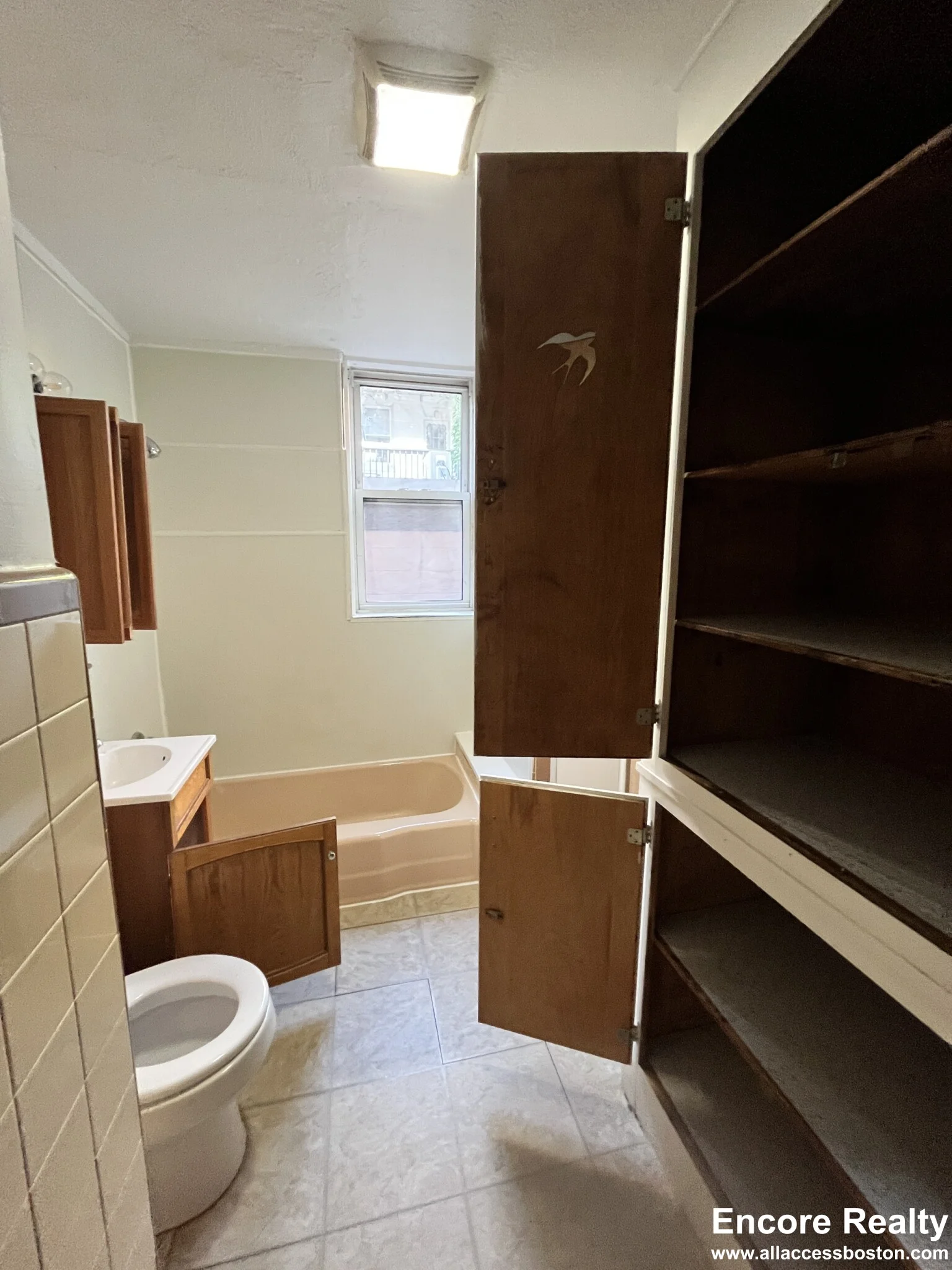 2 bed, 1 bath apartment for rent at 1788 Beacon St Unit 2-A, Brookline — photo 5 of 31