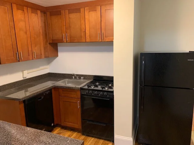 2 bed, 1 bath apartment for rent at 1788 Beacon St Unit 2-A, Brookline — photo 18 of 31