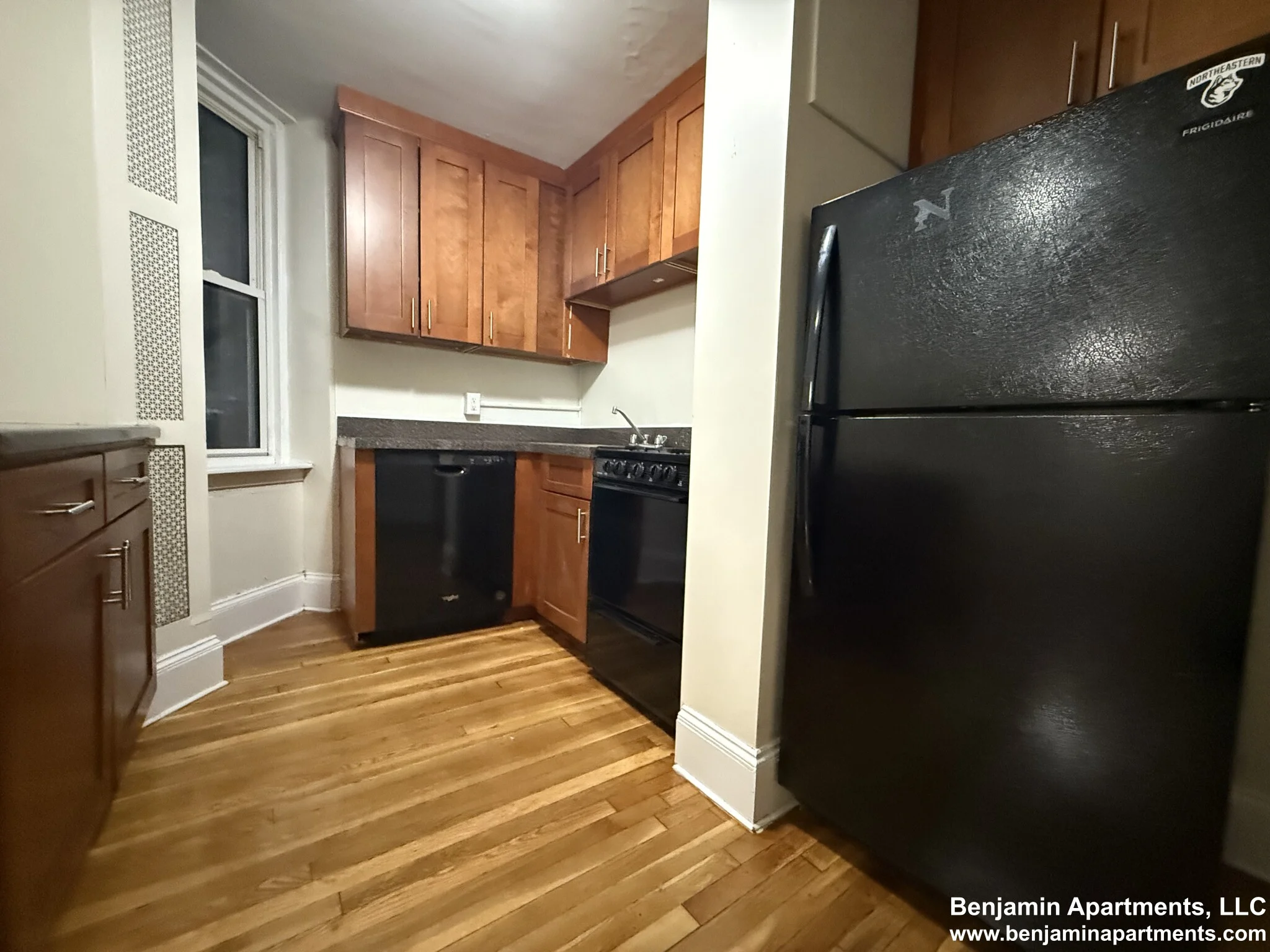 2 bed, 1 bath apartment for rent at 1788 Beacon St Unit 2D, Brookline — photo 6 of 15