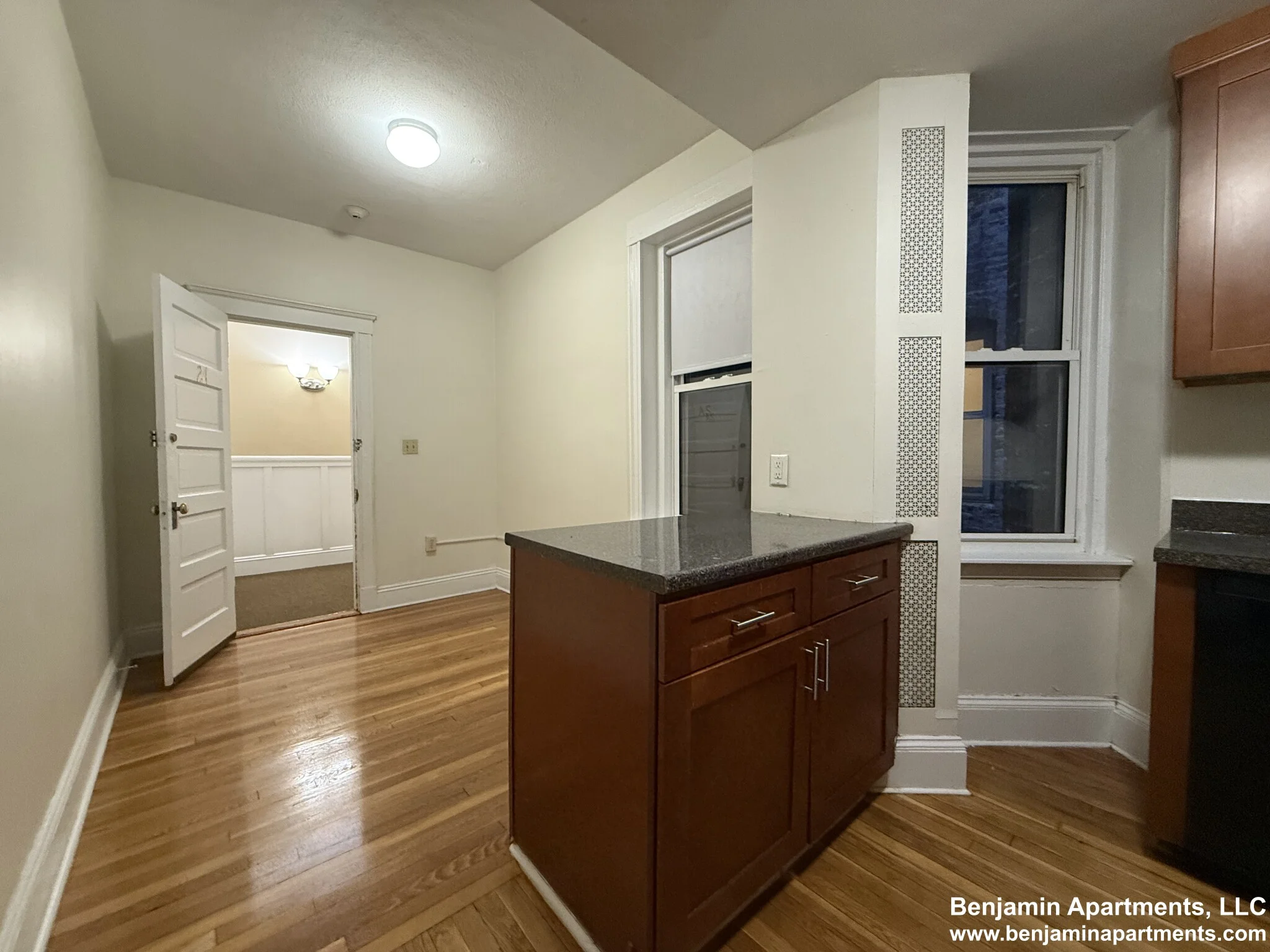 2 bed, 1 bath apartment for rent at 1788 Beacon St Unit 2D, Brookline — photo 5 of 15